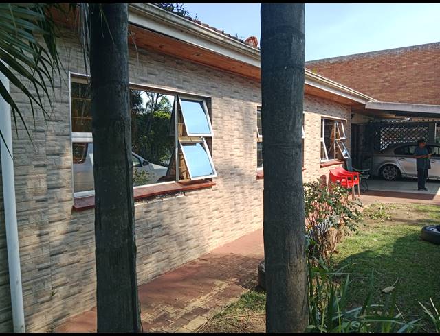4 BEDROOM HOUSE FOR SALE IN MOUNTAIN RISE